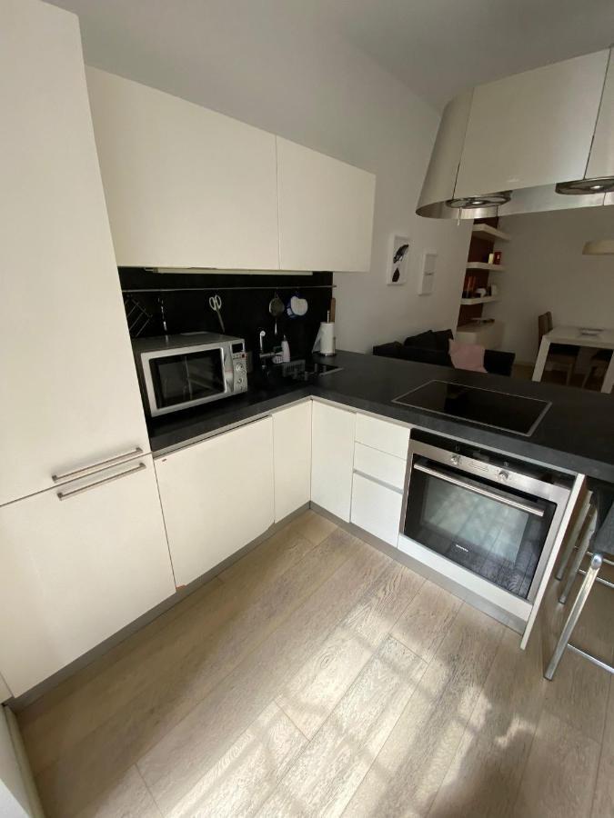 Lovely Apartment In The New Porta Nuova Area มิลาน ภายนอก รูปภาพ
