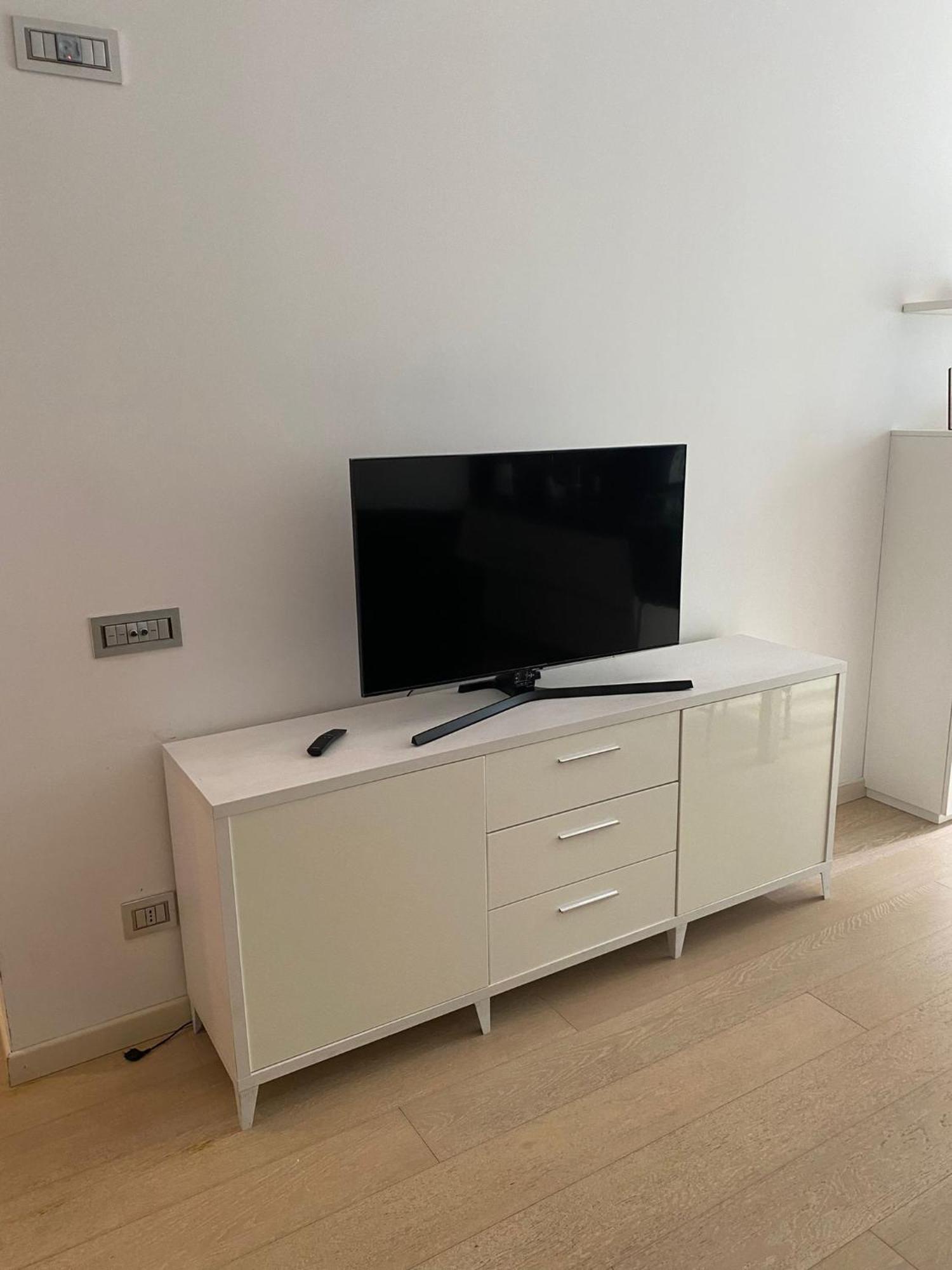 Lovely Apartment In The New Porta Nuova Area มิลาน ภายนอก รูปภาพ