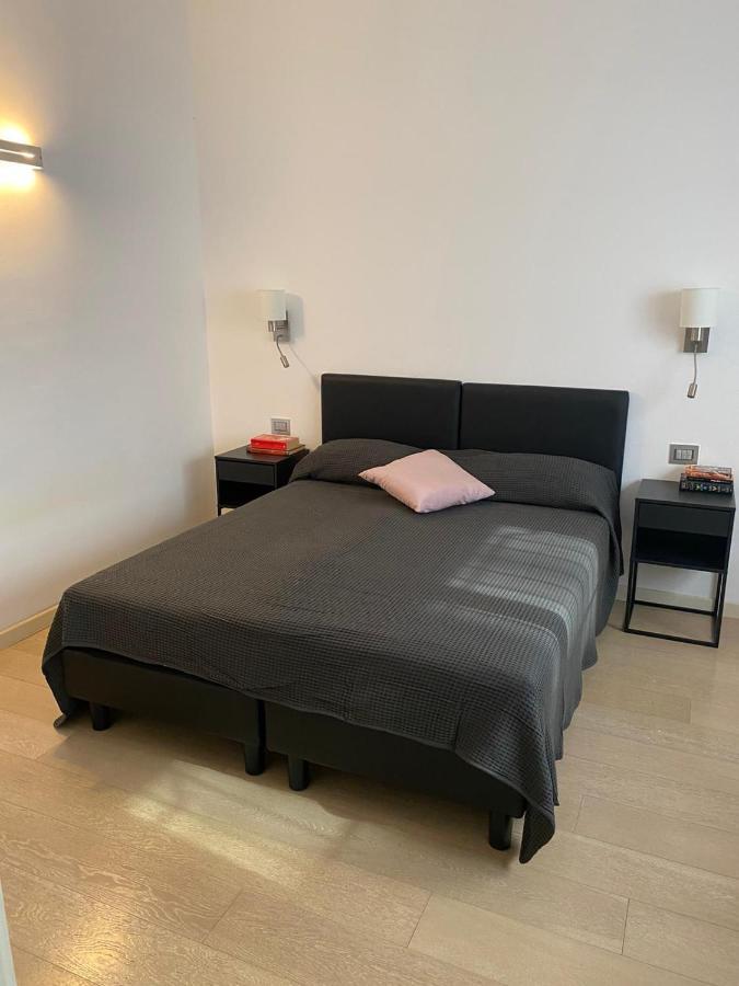 Lovely Apartment In The New Porta Nuova Area มิลาน ภายนอก รูปภาพ