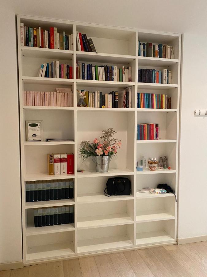 Lovely Apartment In The New Porta Nuova Area มิลาน ภายนอก รูปภาพ